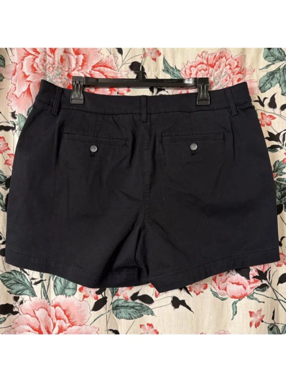 Tommy Bahama Women's Size 14 Black Boracay 5" Chino Shorts Stretch Cotton - Picture 2 of 6